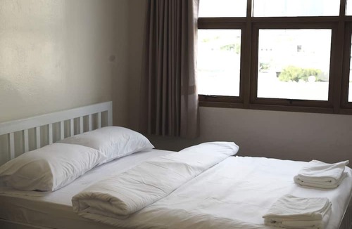 Bang Lamphu Lang Hostel | Krung Tone Hostel