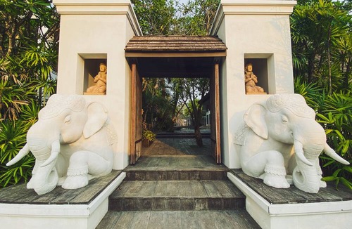 Hang Dong Hotel | Beaver Club Homestay