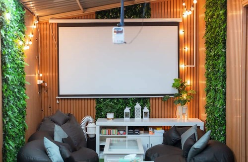 Khlong Tan Nuea Hostel | Ekkamai Buds & Beds - 420 Hostel