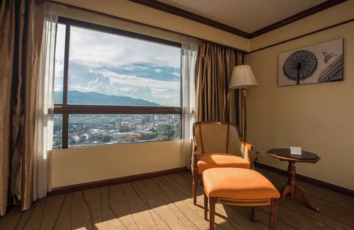 Wat Ket Hotel | Centara Riverside Hotel Chiang Mai