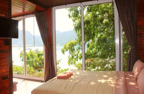 Ko Phi Phi Hotel | The Cobble Beach