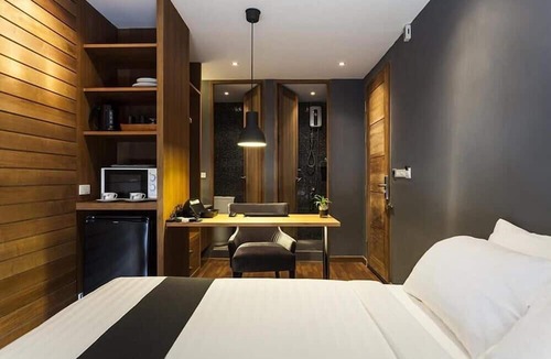 Na Chom Thian Hotel | 5ive Beach House Hotel