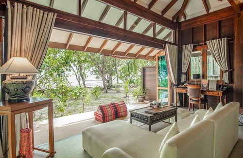 Nuea Khlong Hotel | Koh Jum Beach Villas “A member of Secret Retreats”