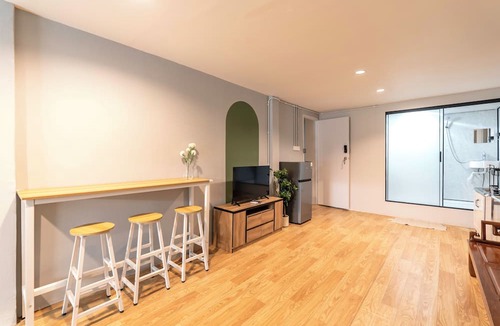 Pratunam House | Ren Phayathai