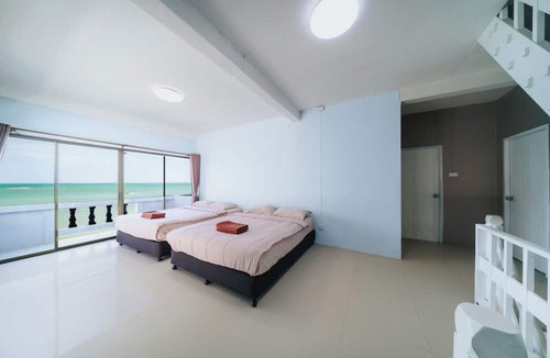 Ban Chang Villa | GAO Bee One Beachfront Pool Villa