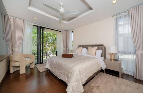 Laguna Villa | Luxury 5 bed Laguna Park no pool
