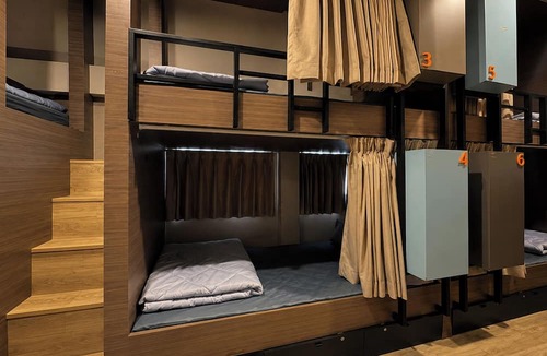 Talat Yot House | Blue Dream Hostel Khaosan