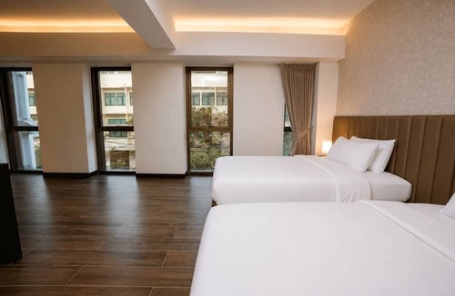 Pom Prap Hotel | The Wang Yaowarat Hotel
