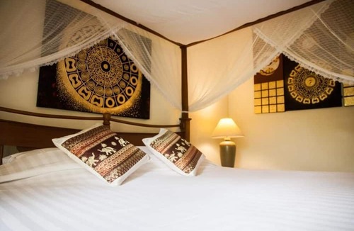 Chiang Mai Hotel | Baan Orapin Heritage Bed and Breakfast