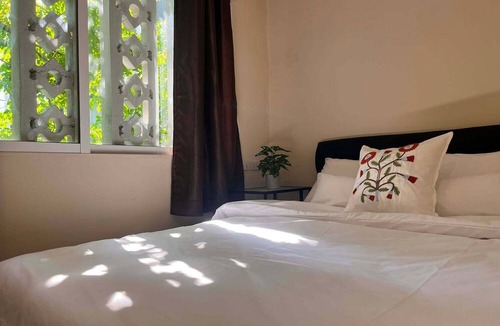 Embassy District House | EAIN WORKplusSTAY