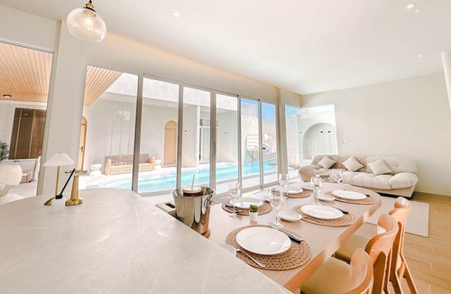 Pak Nam Pran Villa | WildWildWest Pool Villa Pranburi