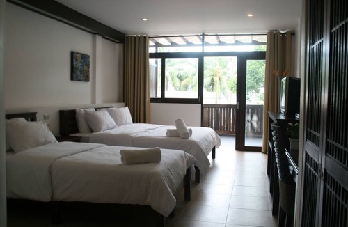 Saphli Hotel | Baan Talay - Thungwualaen