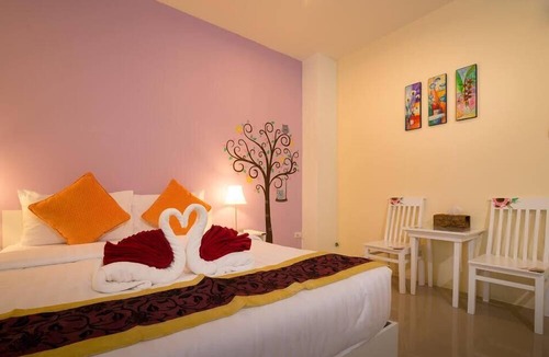 Ranong Hotel | Petch Ranong at Town