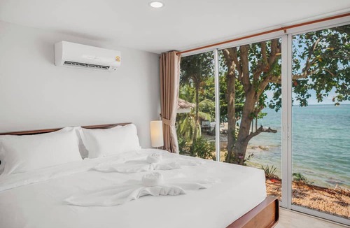 Maret House | Room-escape Beach Front Cottage - 2 bed