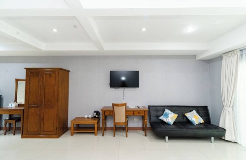 Warin Chamrap Hotel | Baan Suan Khunta Golf Resort