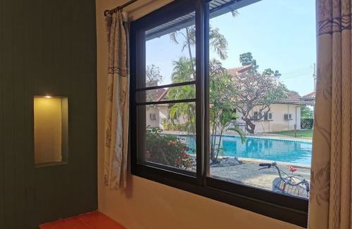 Si Racha Hotel | Two Fifty Nine Resort