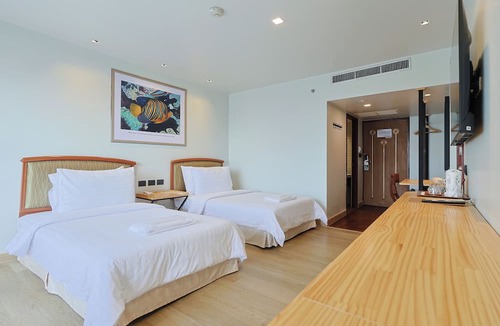 Bang Phlat Hotel | The Royal City Hotel