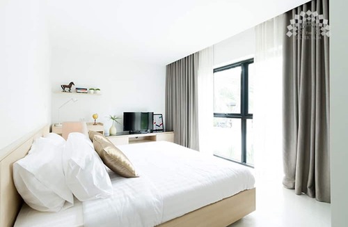 Suan Luang Hotel | The Silver Palm Wellness Resort