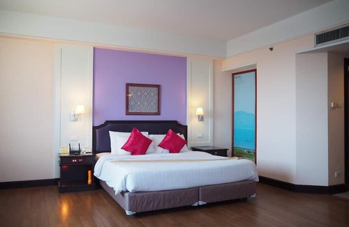 Khon Kaen Hotel | Charoenthani Khonkaen Hotel