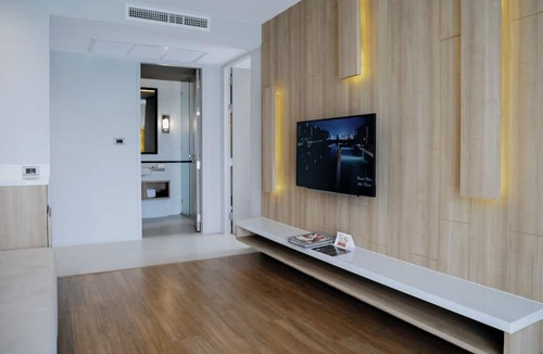 Nong Pa Khrang Hotel | Brique Hotel Chiang Mai