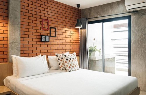 Makham Tia Hotel | Journey Hostel Suratthani