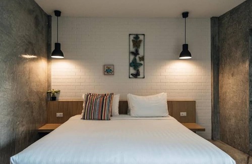 Makham Tia Hotel | Journey Hostel Suratthani