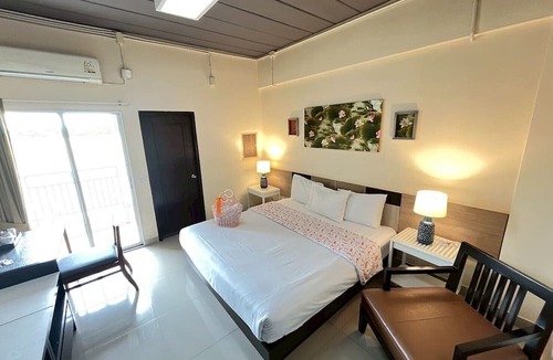 Bang Bua Thong Hotel | AA Resort Hotel