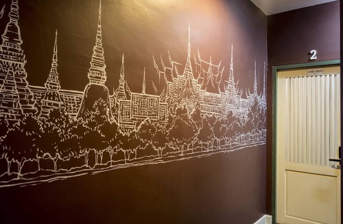 Phaya Thai Hostel | Yoo Yen Pen Sook Hostel