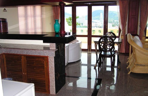Patong Apartment | Seaview large apartment one bedroom with jacuzzi