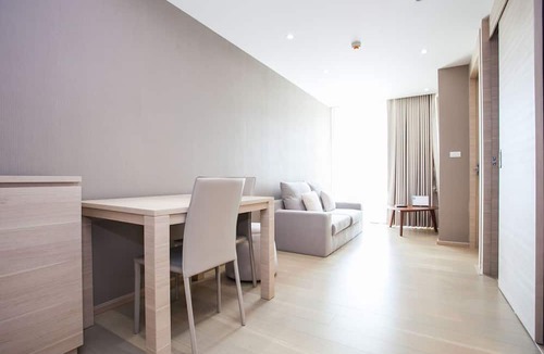 Silom Apartment | Cozy&Luxury condo. #5(BTS&MRT Silom)