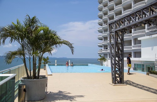 North Pattaya Apartment | Luxury studio Laguna Heights