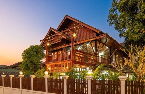 Ban Sikhai Villa | Mekong Riverside Villa