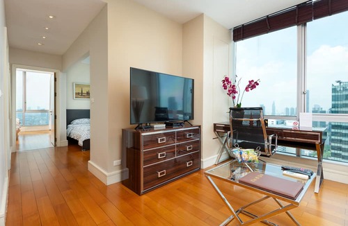 Yan Nawa Condo | 2 Bed Serviced Modern Oriental SkyVilla