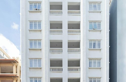 Chamkar Mon Condo | Cozy 1BR condo with hardwood floors and rooftop sunset garden in Phnom Penh