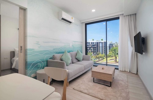Laguna Apartment | Skypark Aurora Building 3 in Laguna by Banyan Living