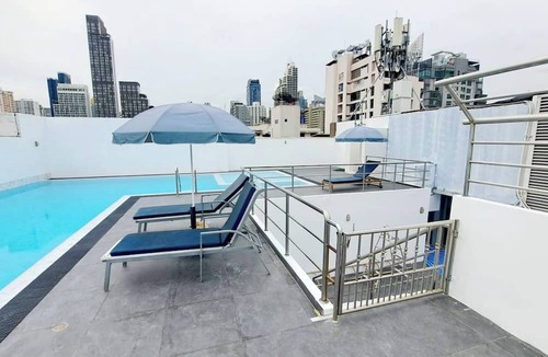 Khlong Toei Nuea Condo | 5B - Short-Term Rental Allowed - Downtown Bkk Serviced Apartment