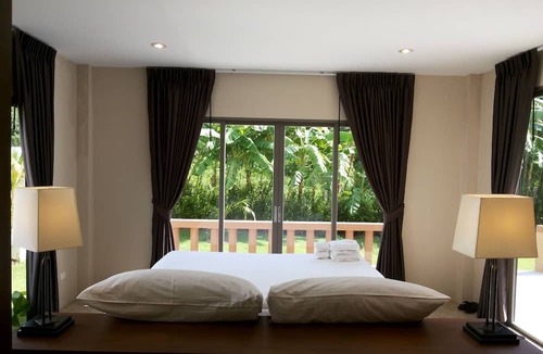 Ban Sakhu Villa | Sakoo Valley Naithon Beach