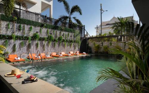 Taphul Village Area Hotel | Siem Reap Center Hotel