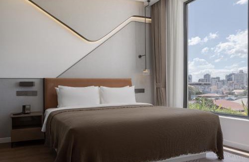 Chamkar Mon Hotel | Bassac Signature Living - Stay Above the City