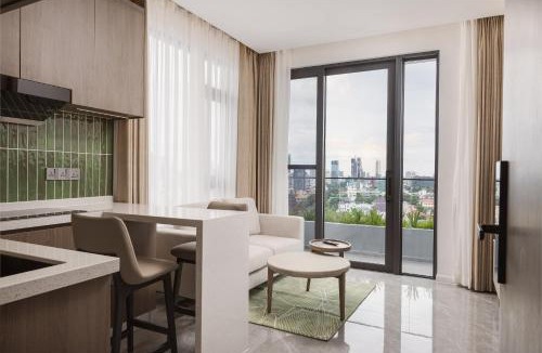 Chamkar Mon Hotel | Bassac Signature Living - Stay Above the City