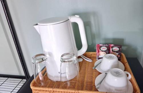Prakhon Chai Hotel | อาริยา กรีนสเตย์ รีสอร์ท