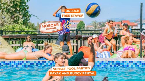 Vang Vieng Hostel | Mad Monkey Vang Vieng
