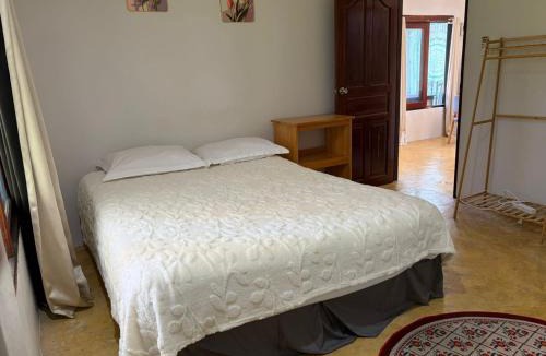 Thong Sala House | 300m to Beach Quiet Forest Fast WiFi