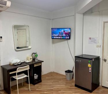 Nana Cabin | Doodle Lodge Bangkok