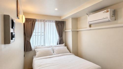 Phaya Thai Hotel | April Ari-Saphankhwai