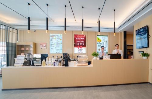 Mean Chey Hotel | 艾利轻奢酒店 Ellie Hotel