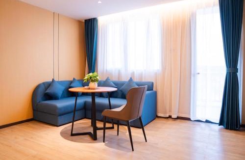Mean Chey Hotel | 艾利轻奢酒店 Ellie Hotel