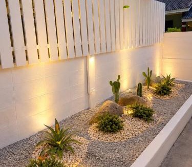 Saen Suk House | พักดีเฮาส์ บางแสน สัตว์เลี้ยงพักได้