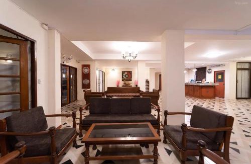 Pratumnak Hill Hotel | Hillside Resort