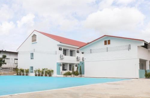Chomphu Hotel | The Dorm